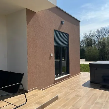 Modern Ula Hébergement de vacances Brtonigla