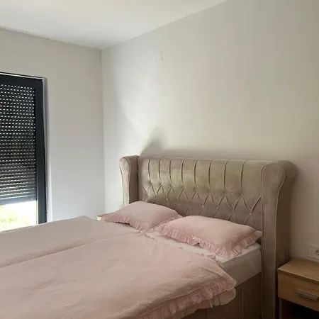 Modern Ula בית נופש