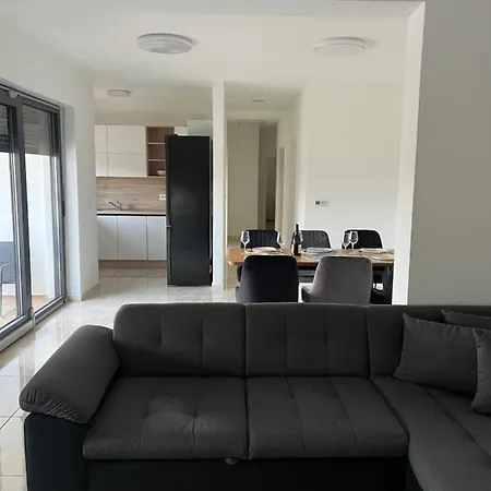 Modern Ula * 브르토니글라